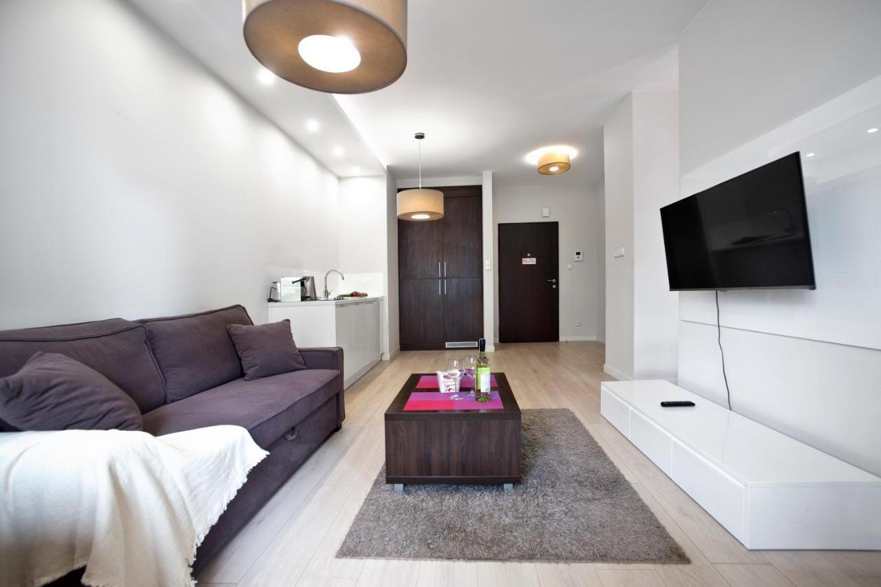 Apartament P&o Giełdowa Serviced Warszawa